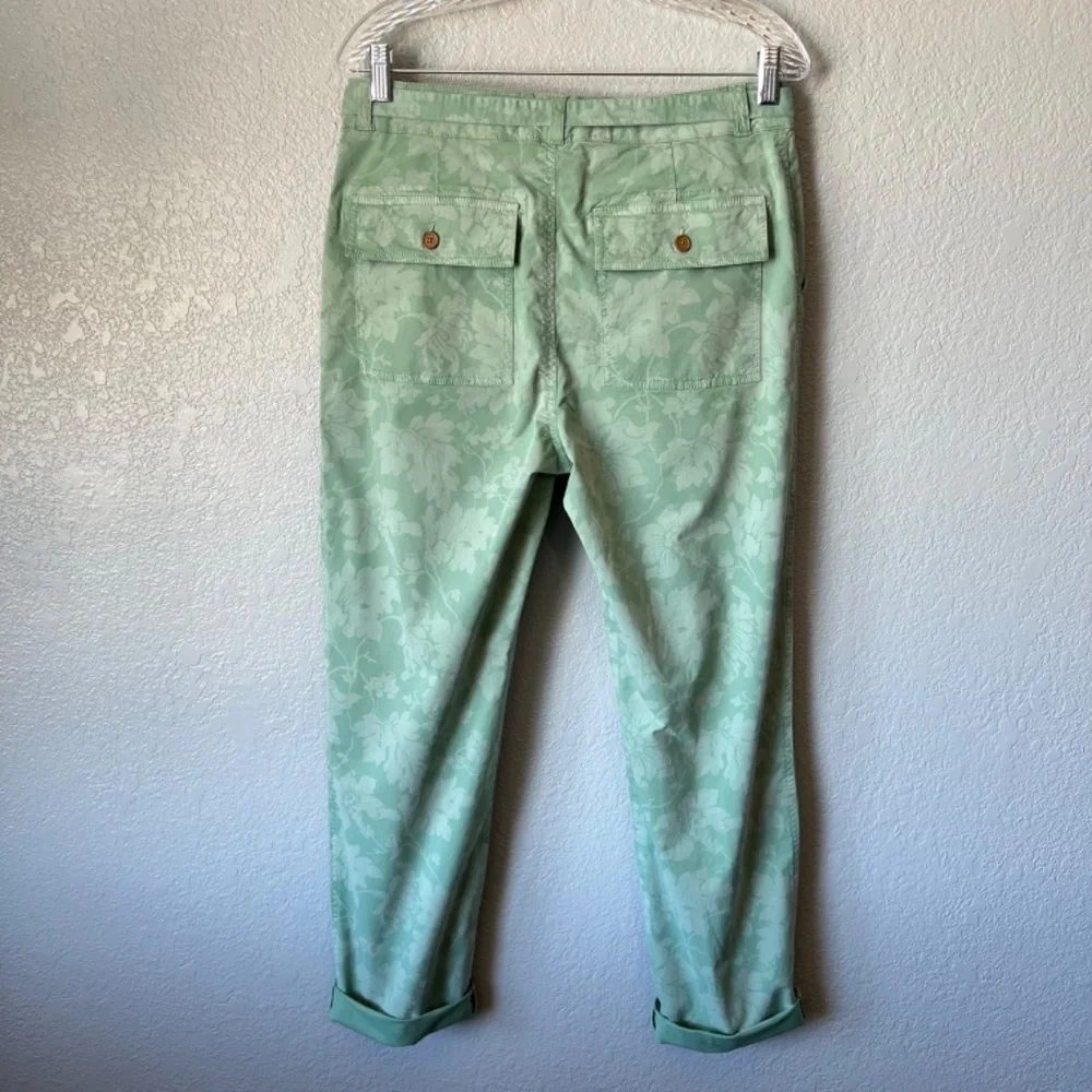 *FIRM PRICE* Sundance Bastille easy two tone green floral high rise chino - Picture 3 of 10